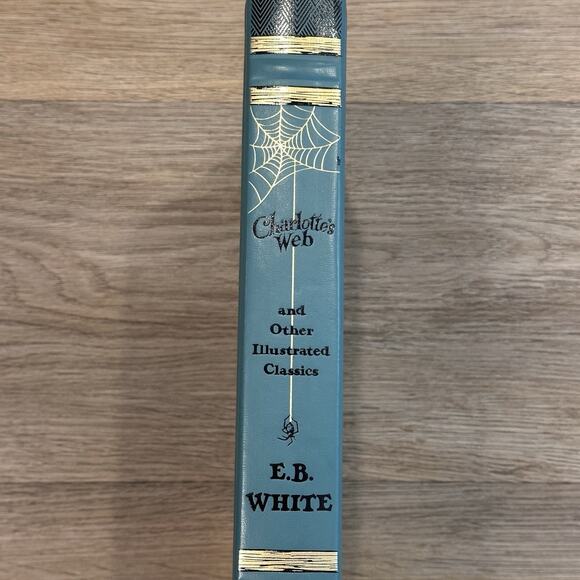 Charlotte's Web and Other Illustrated Classics Leather Bound E B White EUC - Picture 2 of 16